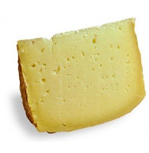 Trancio di formaggio Canestrato di Moliterno IGP